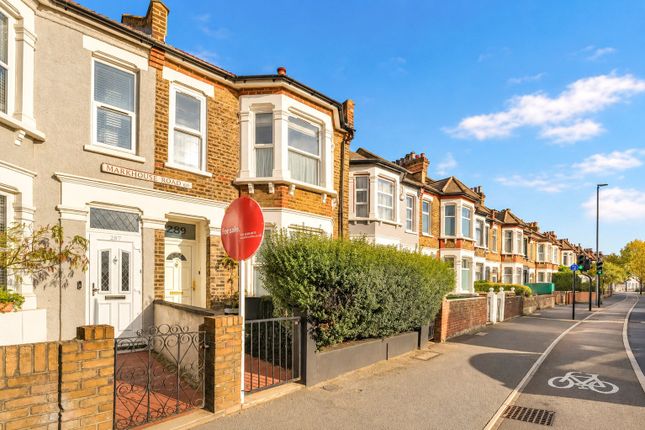 Markhouse Road, London photo 2