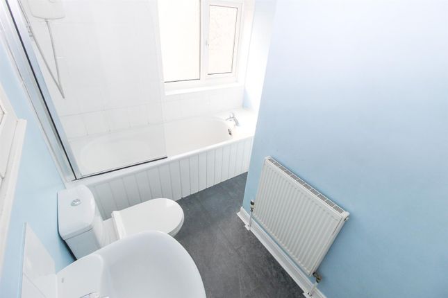 2, York Street, Altofts photo 4