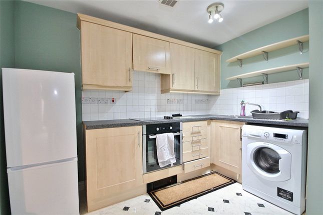 9 Parr Court,, Tudor Way, Woking photo 2