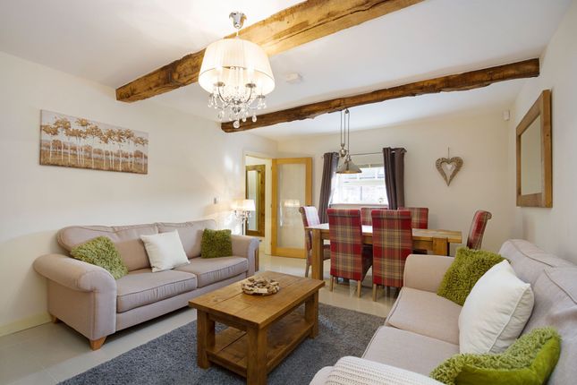 4 Turtle Dove Barn Dove Farm Barns, Blythe Bridge Road, Stoke-on-Trent photo 2