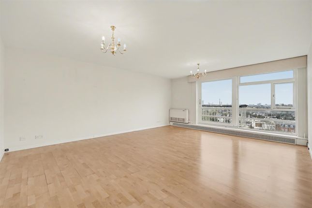 Flat 70, Sheringham, St. Johns Wood Park, London photo 2