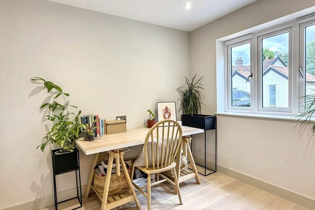 14 Hillsend Lane, Attleborough photo 4