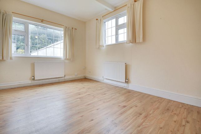 Flat 6, Marle Pit Hill, Sutton Bonington, Loughborough photo 3