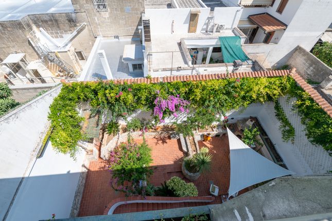 Terraced house for sale in Via Roma, Torre Santa Susanna, Brindisi, Puglia, Italy