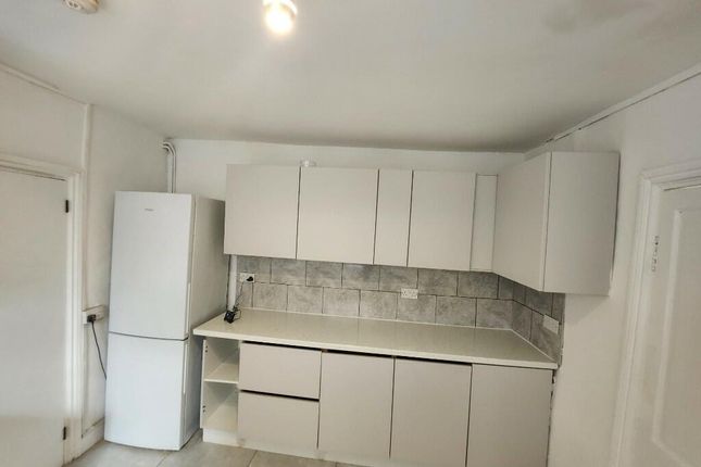 Terraced house to rent in Palatine Road, London