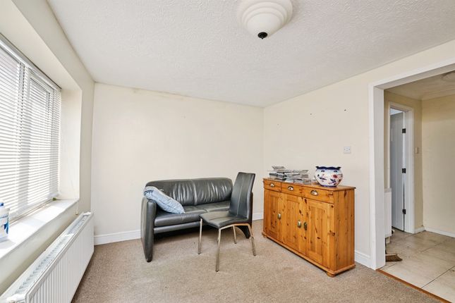 112, Freiston Road, Boston photo 4