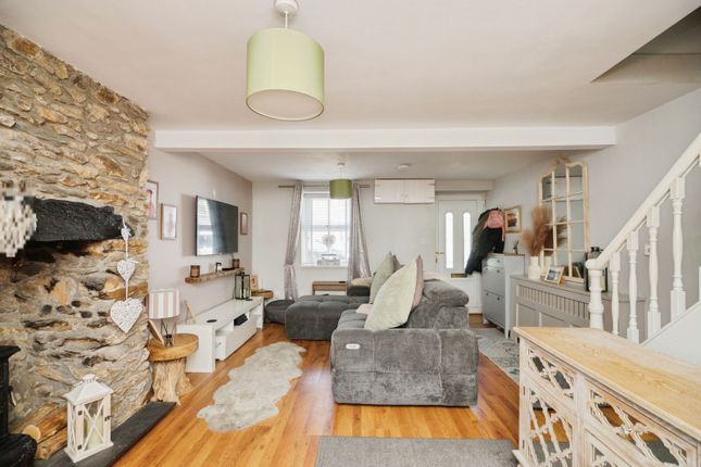 1 Eifion Terrace,, Y Ffor, Gwynedd photo 2