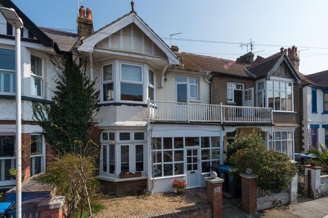 Thumbnail Terraced house for sale in Windsor Avenue, Margate