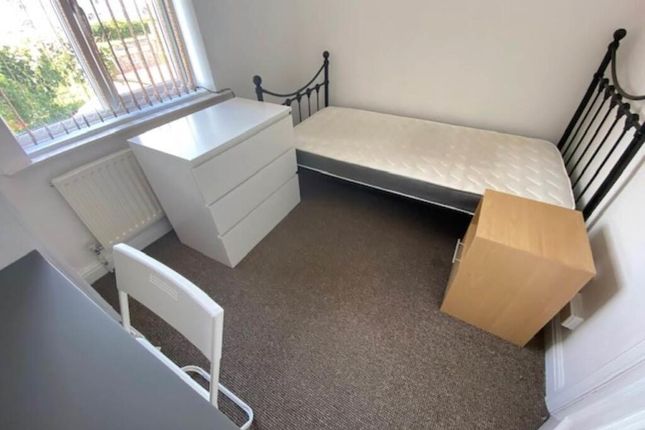 44, Wades Road, Bristol photo 2