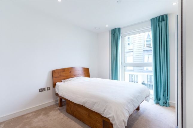 Flat to rent in Bach House, Nine Elms Point, Nine Elms