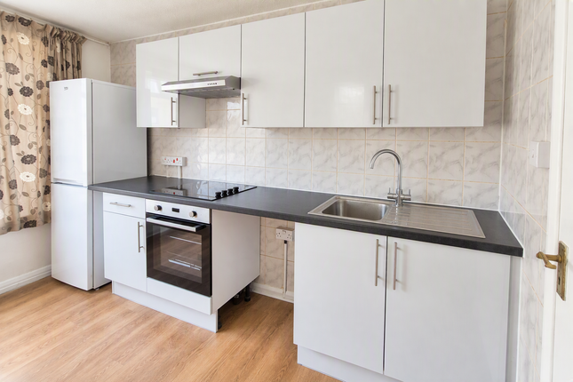 1 C Corban Road, Hounslow photo 4