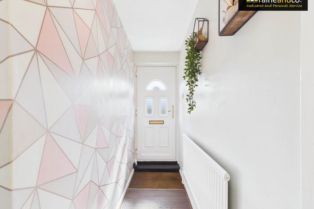 23, Southgate Road, Potters Bar photo 3