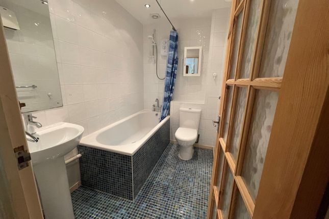 23, Regent Court, WELWYN GARDEN CITY photo 2