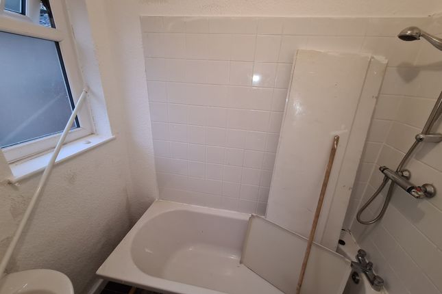 6, Ryder Street, Heywood photo 5