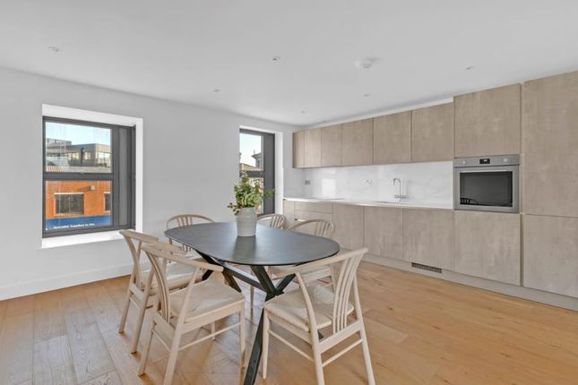 Flat 4 Marquis Court 20, Marquis Road, London photo 4