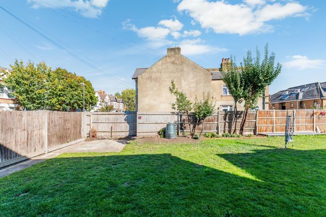 29A, Robinson Road, Tooting photo 3