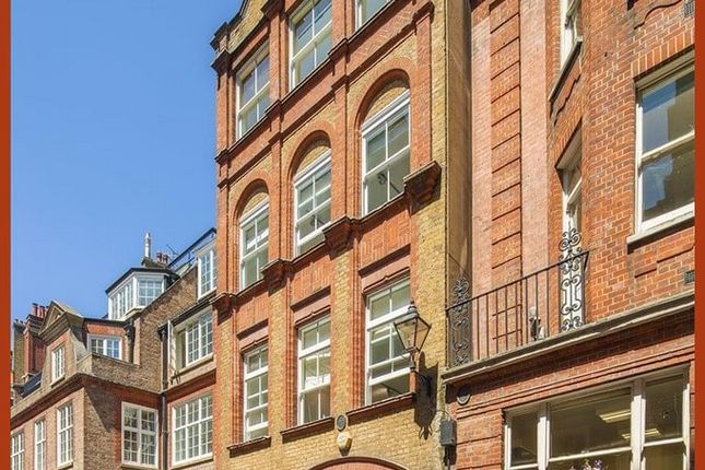 Office to let in Old Queen Street, London