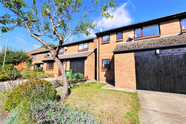 Thumbnail Semi-detached house to rent in Rowland Close, Wallingford