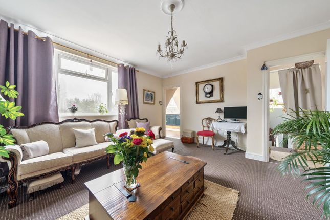 Thumbnail Flat for sale in Canadian Avenue, London
