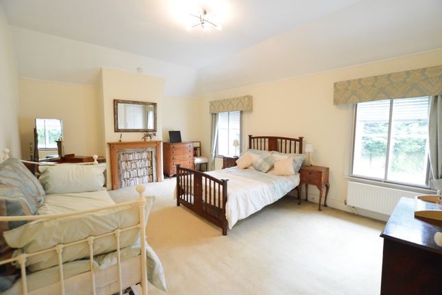Thumbnail Room to rent in North Mymms Park, Colney Heath