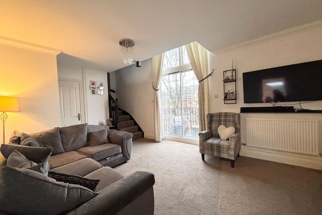 12 Chandlers Row, Manchester photo 3