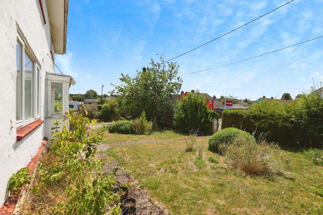 24, Holders Road, Salisbury photo 3