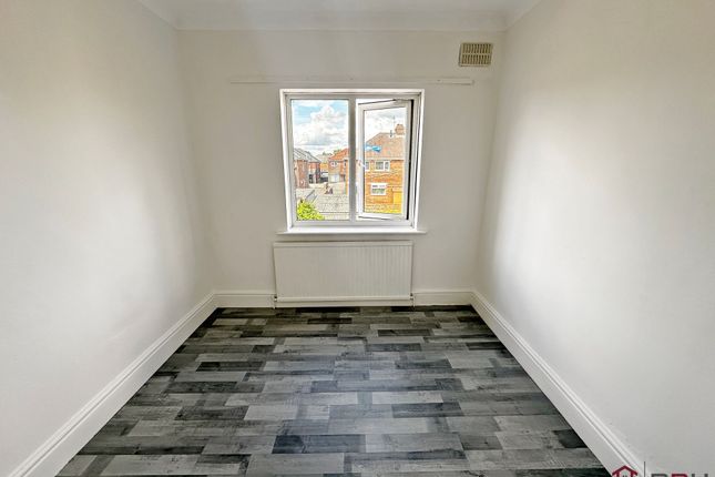 29, Herbert Road, Doncaster photo 3