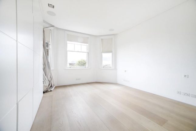 162, Oakwood Court, Abbotsbury Road, London photo 4