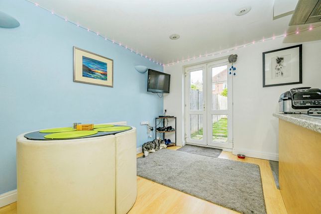 Terraced house for sale in Lawrence Hall End, Welwyn Garden City