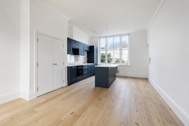 Flat 1, 78, Buckingham Road, East Sussex photo 3