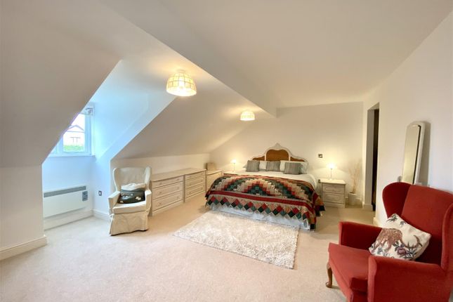 Flat for sale in Mount Way, Chepstow