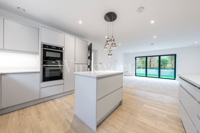 Terraced house for sale in The Brookdales, London