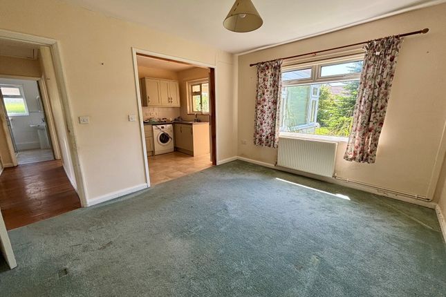 Ruslin, Stratton Road photo 2