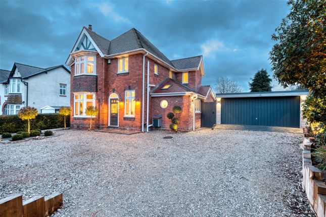 Thumbnail Detached house for sale in New Road, Aston Fields, Bromsgrove