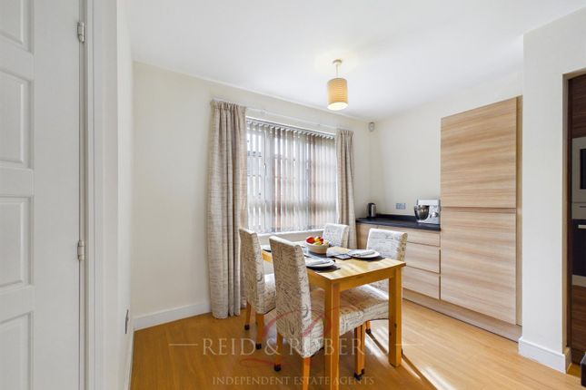 29, Bentley Avenue, Buckley photo 4