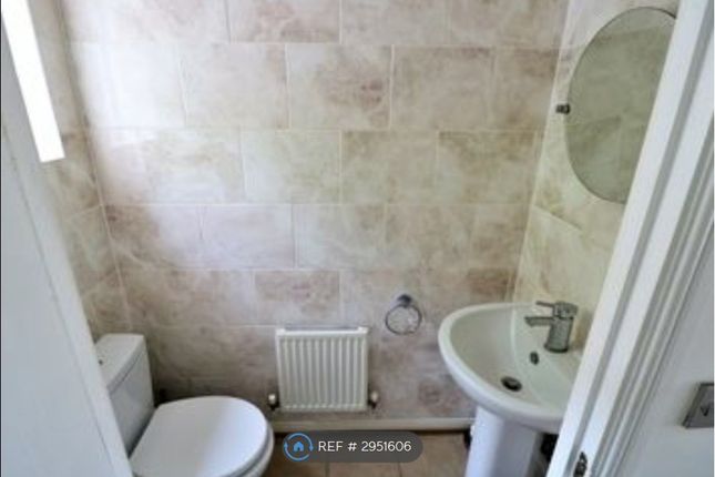 Sewell Close, Chafford Hundred, Grays photo 2