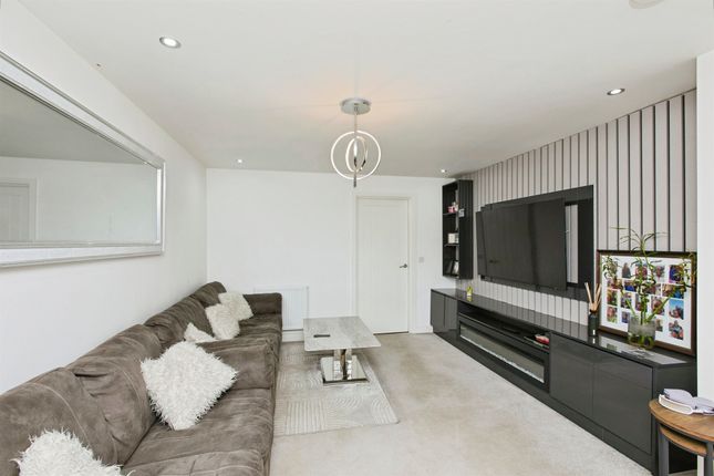 8, Pipistrelle Place, Derby photo 3