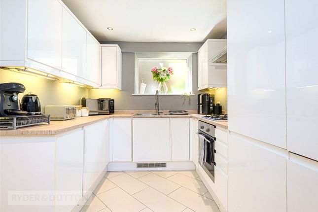 Lily Cottage, 342, Oldham Road, West Yorkshire photo 3