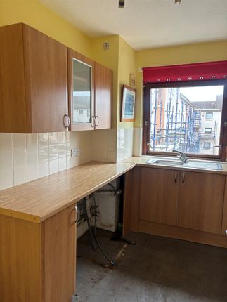 2/1, 84, Dougrie Road, Glasgow photo 4
