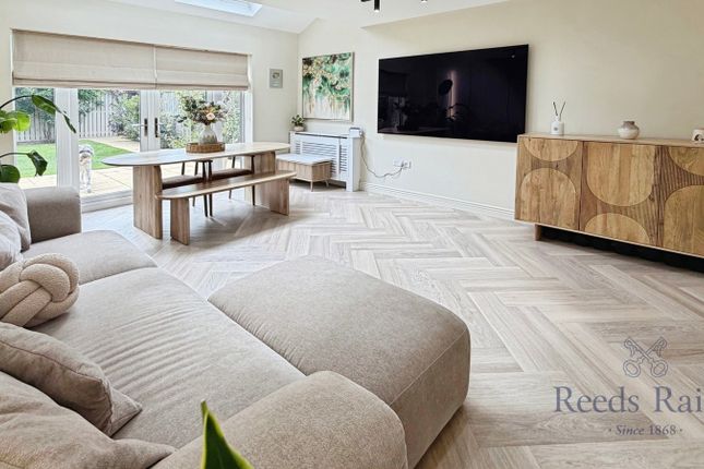 17, Whitworth Park Drive, Tyne and Wear photo 3
