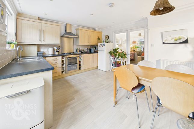 3 Saxon Place, Bungay photo 3