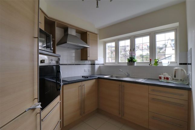 21 Beechfield Court, The Parks Minehead Somerset, Minehead photo 4