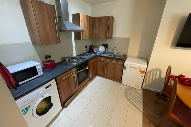 Property to rent in North Grange Mount, Leeds, West Yorkshire