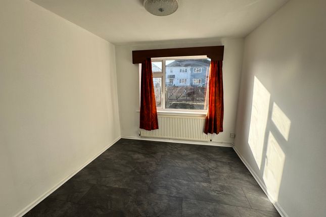 132, Mansfield photo 3