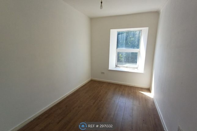 Flat, Church St, Abertillery photo 2