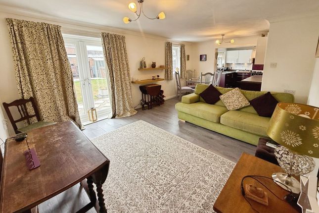 13 Waverley Drive, Cheadle photo 2