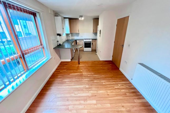 13 Reynolds Place, Milton Keynes photo 2