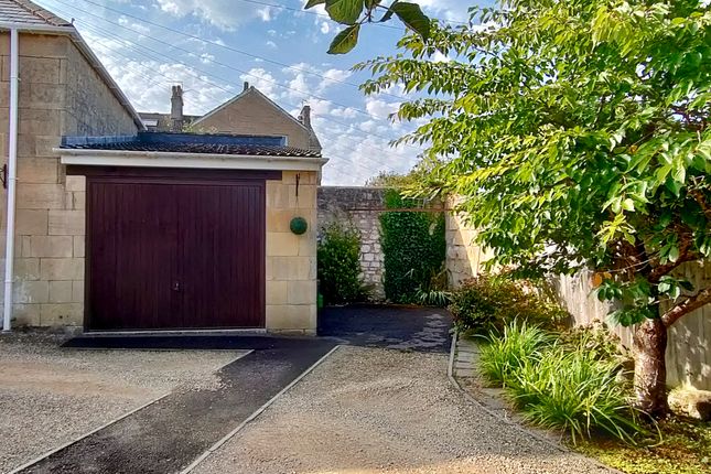 Garage &amp; Parking