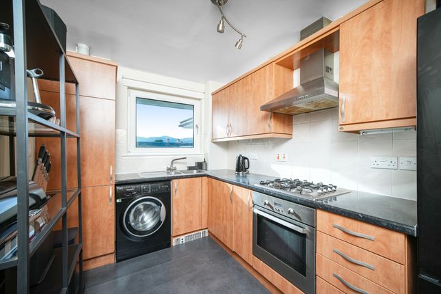 35/11, Stenhouse Gardens, Stenhouse, Edinburgh photo 4