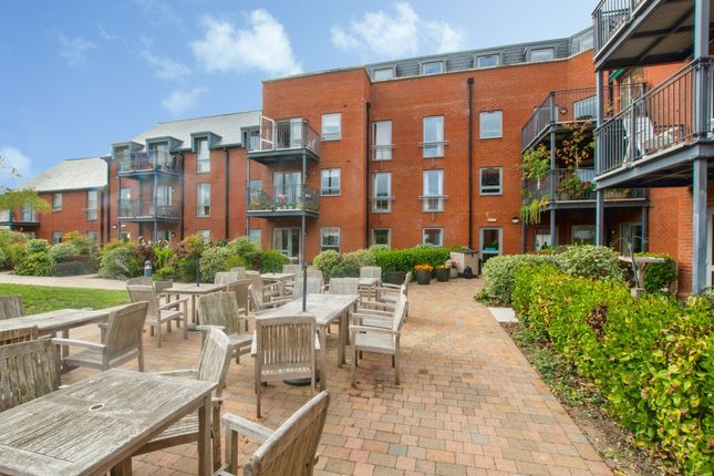 1-bed flat on Monument Place, Salisbury, £250,000